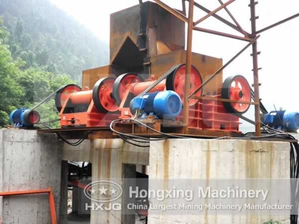 Stone crushing plant